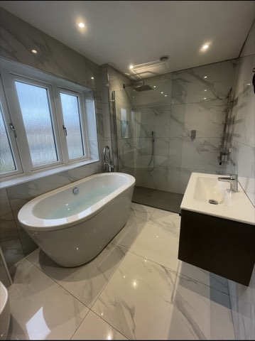 Bathroom, back to the joists